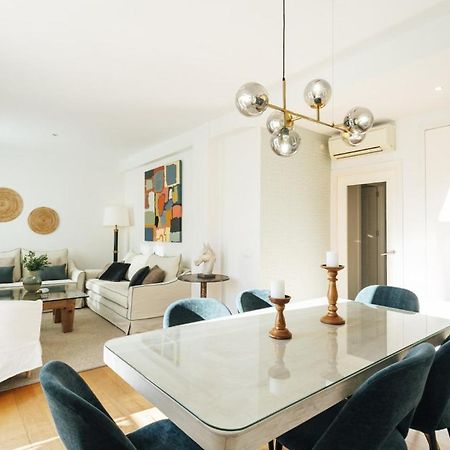 Minty Stay 3Bd Apartment - Triana セビリア エクステリア 写真