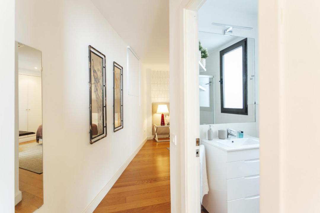 Minty Stay 3Bd Apartment - Triana セビリア エクステリア 写真