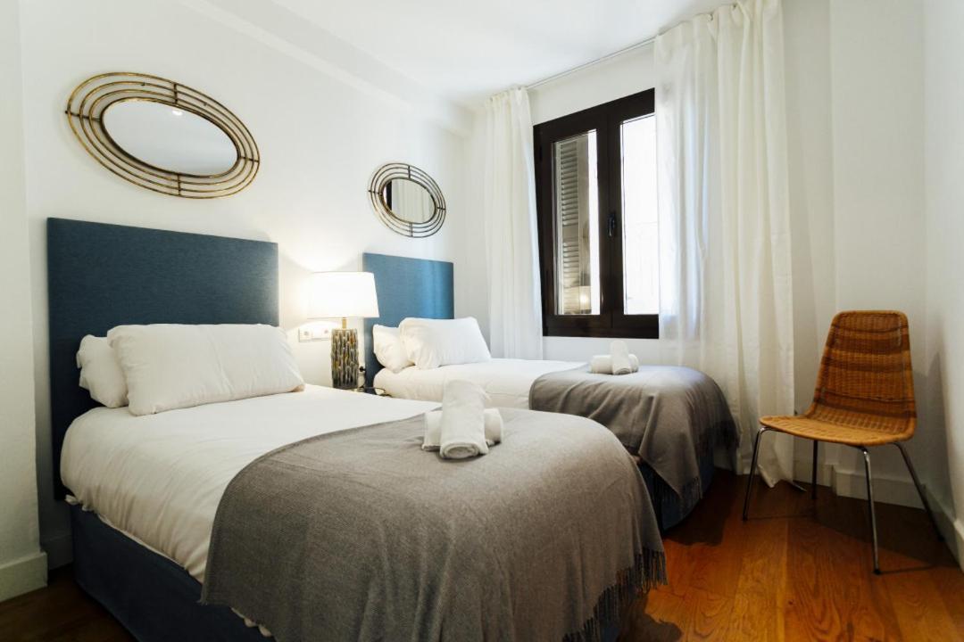 Minty Stay 3Bd Apartment - Triana セビリア エクステリア 写真