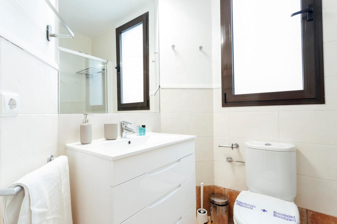 Minty Stay 3Bd Apartment - Triana セビリア エクステリア 写真