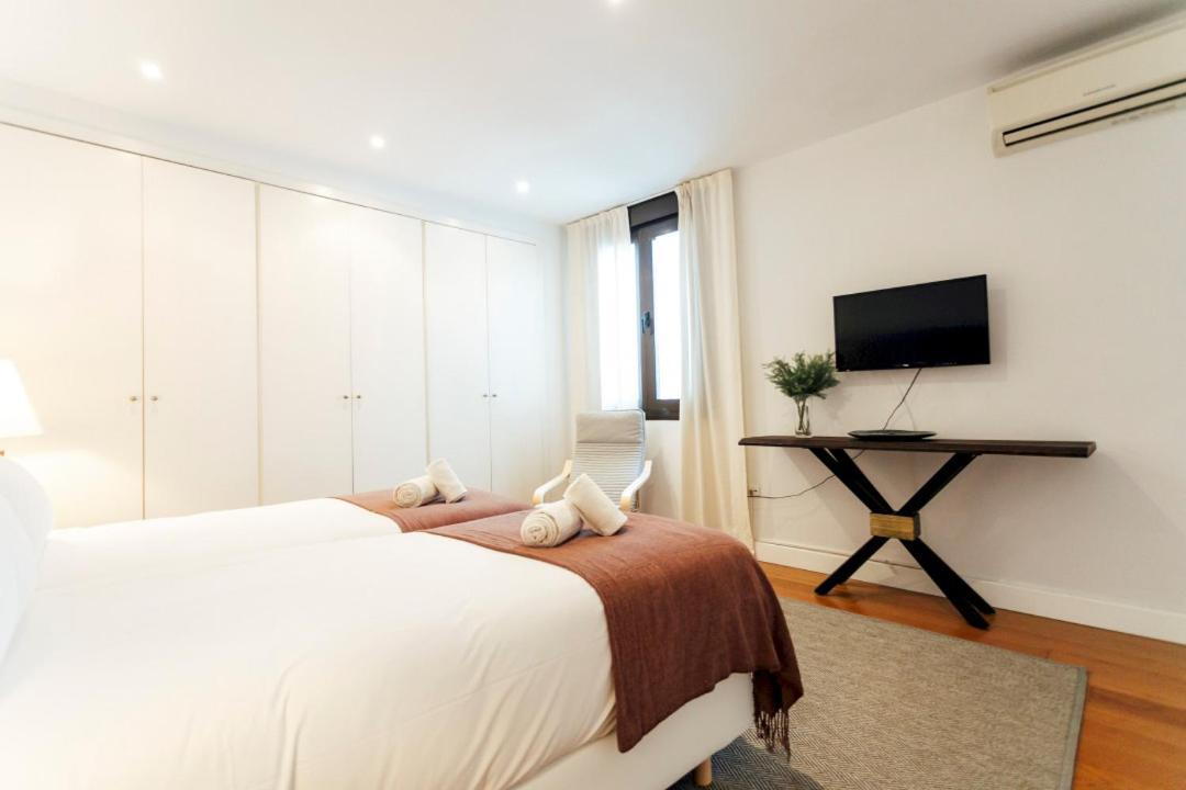 Minty Stay 3Bd Apartment - Triana セビリア エクステリア 写真